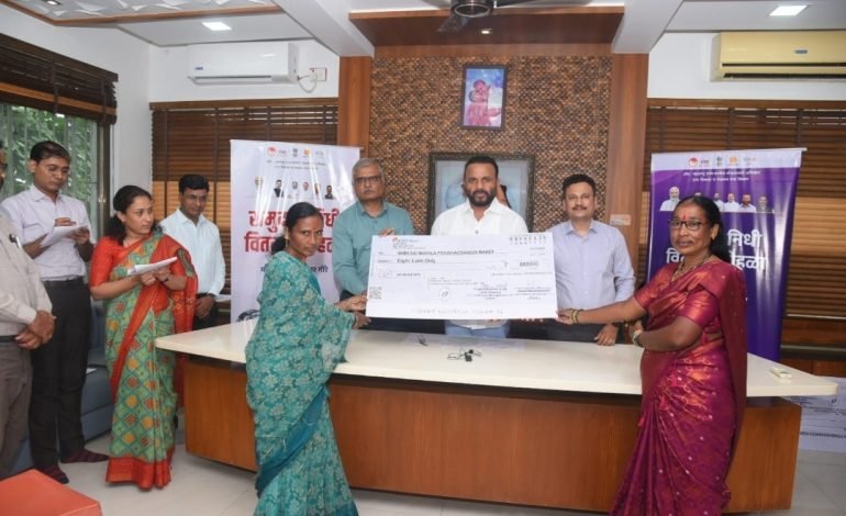 ग्रामीण भागातील प्रत्येक भगिनी स्वयंपूर्ण व्हावी यासाठी सरकार प्रयत्नशील ; जयकुमार गोरे