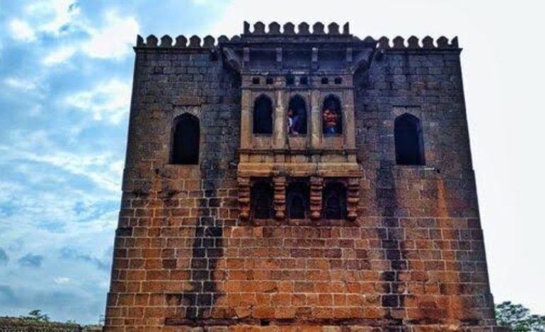 इतिहास, भूगोल आणि प्रेरणादायी वारसा : किल्ले शिवनेरी