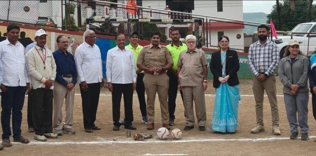खिलाडूवृत्तीने खेळत रहा, यश हमखास मिळेल : डी.वाय.एस.पी. श्री.सुनिल साळुंखे