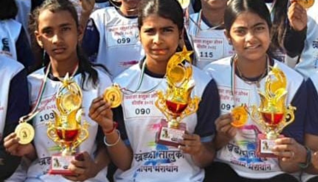 खेळातून घडते यशस्वी पिढी; जिल्हास्तरीय मॅरेथॉनमध्ये बोरगाव शाळेचा डंका