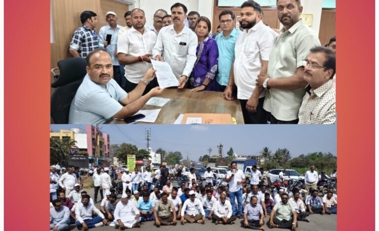 निकृष्ट रस्ते कामाविरोधात वाईत रास्ता रोको; ‘वाई बंद’ला संमिश्र प्रतिसाद