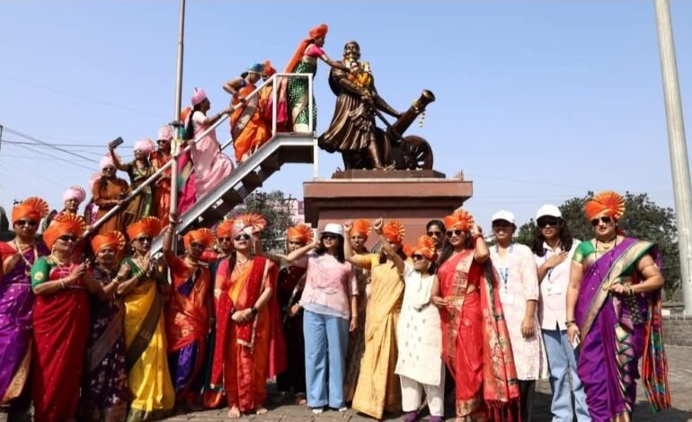 साताऱ्यात महिला शक्तीचा जागर; जागतिक महिला दिनानिमित्त महिला अधिकारी-कर्मचाऱ्यांची भव्य बाईक रॅली