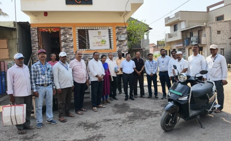 मुख्यमंत्री समृद्ध पंचायतराज अभियानात वसुलीला वेग; ओझर्डेत थकीत नळ कनेक्शन तोडणीची धडक मोहीम