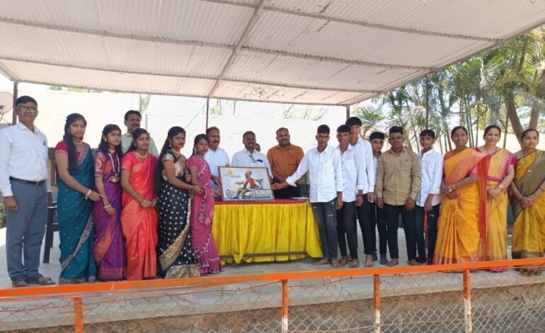 उडतरे येथील बाळासाहेब पवार हायस्कूलचा दहावीचा शुभचिंतन समारंभ उत्साहात संपन्न