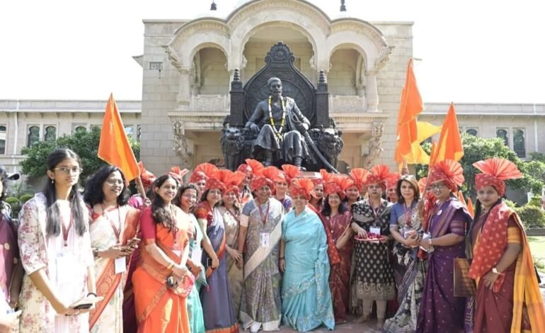 दिल्लीत पहिल्या महिला शासकीय अधिकारी साहित्य संमेलनाचा भव्य शुभारंभ