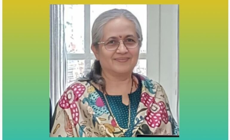 उच्च व तंत्रशिक्षण मंत्री चंद्रकांत पाटील यांच्या पत्नी सौ.अंजली पाटील यांचा आध्यात्मिक गौरव; ‘गीताव्रती’ पदवीने सन्मानित