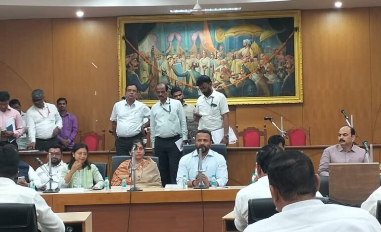 प्रधानमंत्री आवास योजनेच्या 5 लाख घरांचे मुख्यमंत्री देवेंद्र फडणवीस यांच्या हस्ते 15 मे रोजी लोकार्पण – ग्रामीण विकास व पंचायतराज मंत्री जयकुमार गोरे