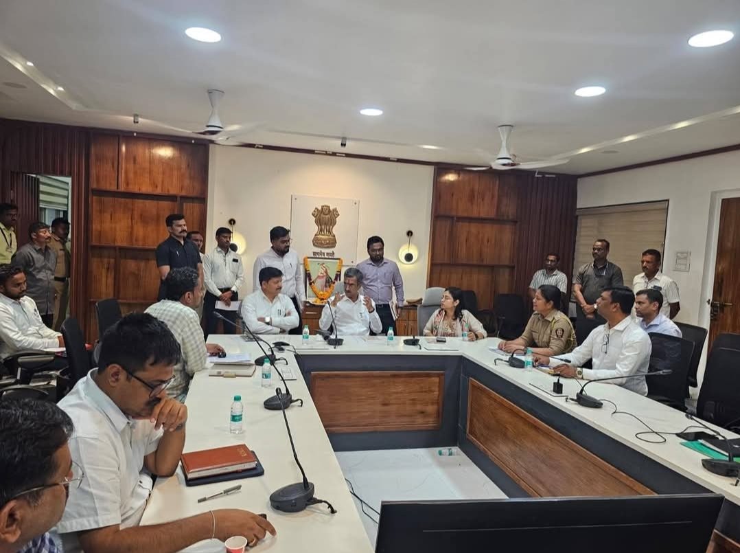 पश्चिम आशियाई संकटाच्या पार्श्वभूमीवर इंधनाचा वापर कमी करण्यासाठी, सार्वजनिक वाहतूक व्यवस्थेचा वापर करावा – पालकमंत्री शंभूराज देसाई