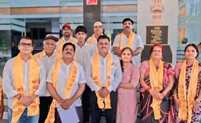 कोळी समाजाच्या जात व वैधता प्रमाणपत्रासाठी शासन निर्णय जाहीर करा; कोळी महासंघाचे सातारा जिल्हाधिकाऱ्यांना निवेदन