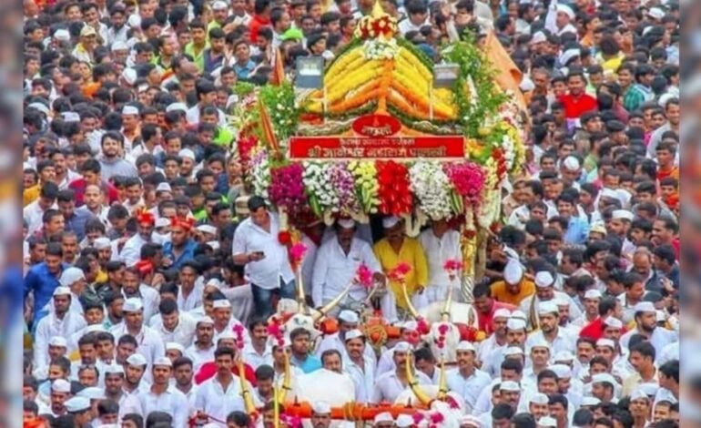 मानाच्या १० पालख्यांसोबतच्या दिंड्यांना प्रति दिंडी २० हजार प्रमाणे २ कोटी ८० लाखांचे अनुदान मंजूर; मुख्यमंत्री वारकरी महामंडळामार्फत वाटप सुरू