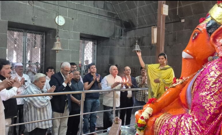 कृष्णामाईचे पूजन, महागणपतीचे दर्शन; सीबीडीटी अध्यक्ष रवी अगरवाल यांची दक्षिण काशीला भेट