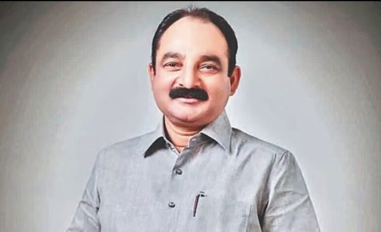 नैसर्गिक आपत्तीग्रस्त शेतकऱ्यांना ८६.६५ कोटींची मदत ; मदत व पुनर्वसन मंत्री मकरंद जाधव-पाटील