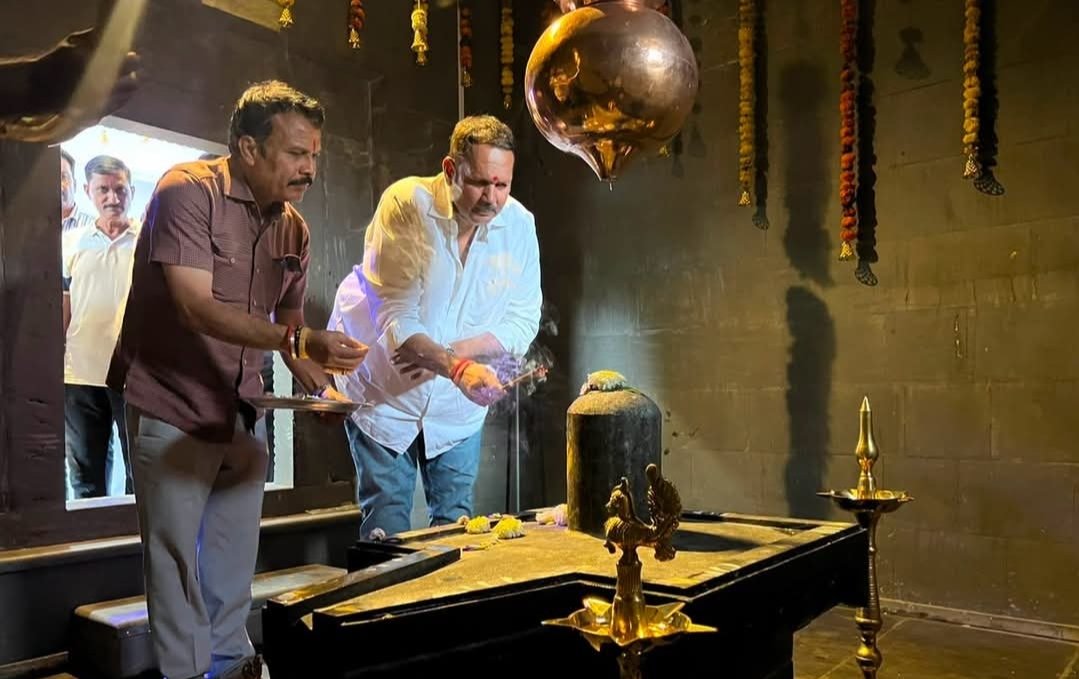 बोरगावच्या श्री रामेश्वर मंदिराचा जीर्णोद्धार ग्रामस्थांच्या एकजुटीचे प्रेरणादायी उदाहरण — उदयनराजे भोसले