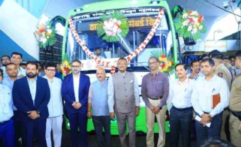 दादर–नवी मुंबई आंतरराष्ट्रीय विमानतळ एसटी बससेवेचा शुभारंभ